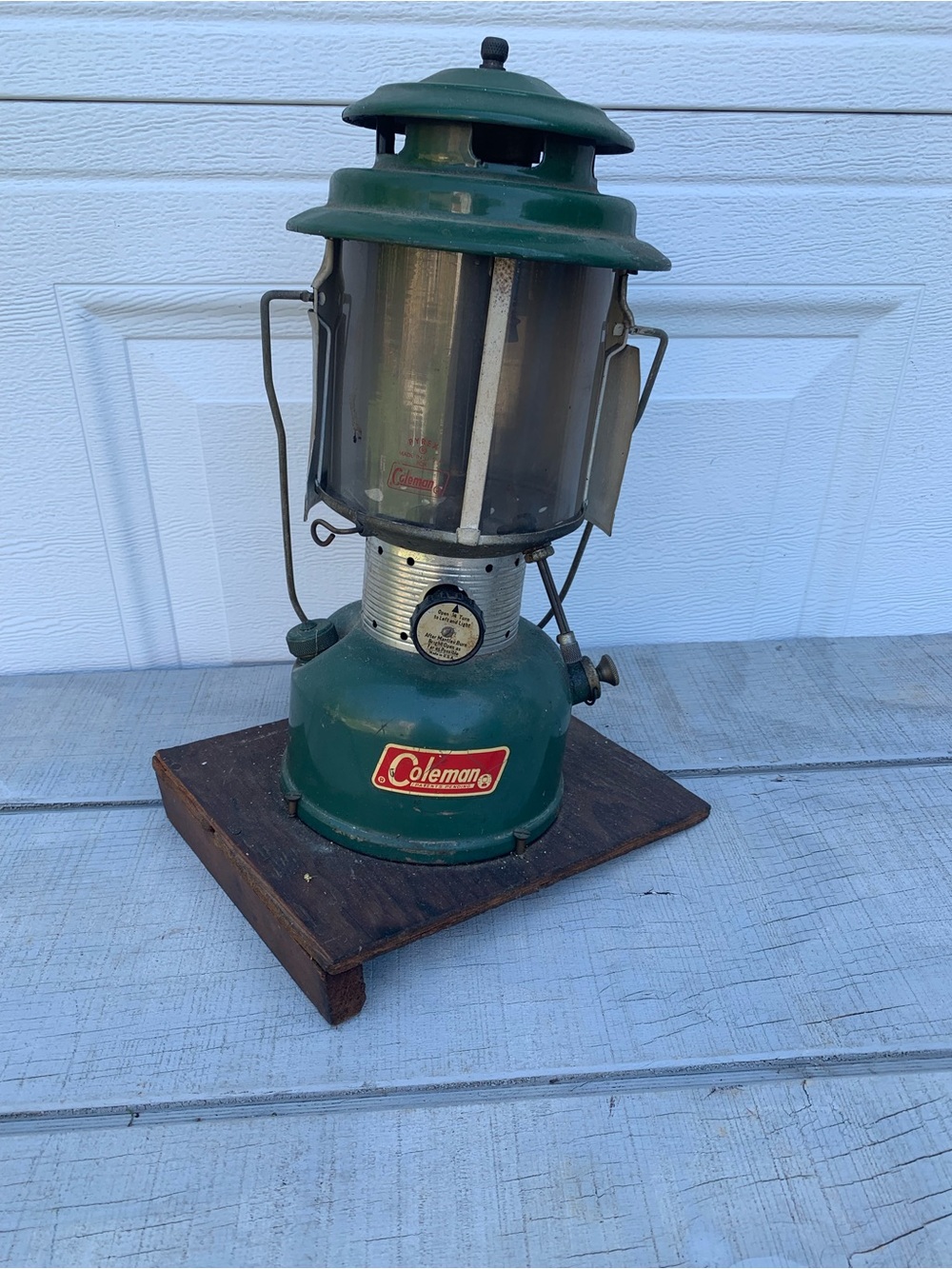 Vintage Coleman 220F Lantern Pyrex Globe Double Mantle Camping Lantern USA